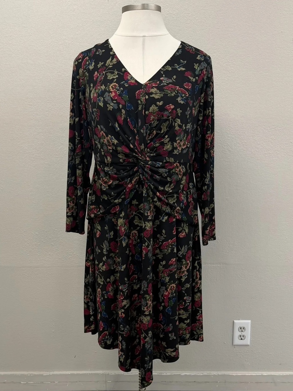 Lauren Ralph Lauren Black Label Floral Surplice Jersey Midi Dress - Size 16